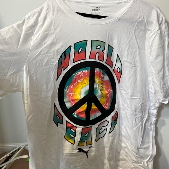 Peace T-Shirt - Picture 1 of 3